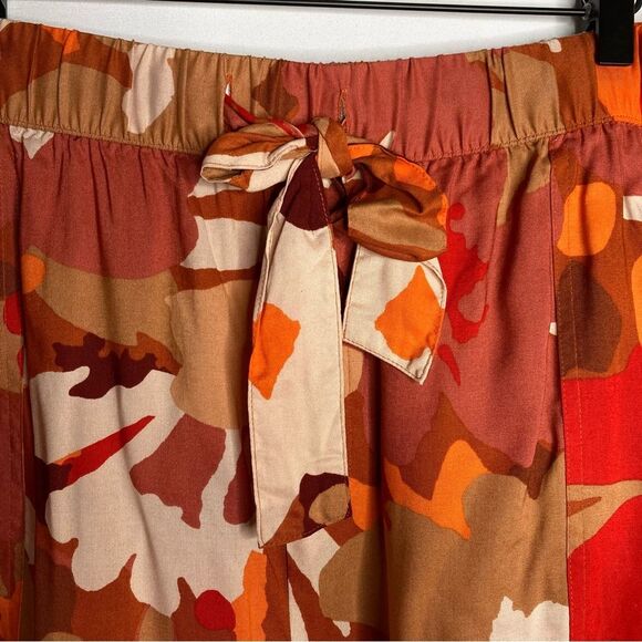 Sanctuary Orange Patterned Shorts Size 2X Pockets NWT High Waist - Picture 4 of 9